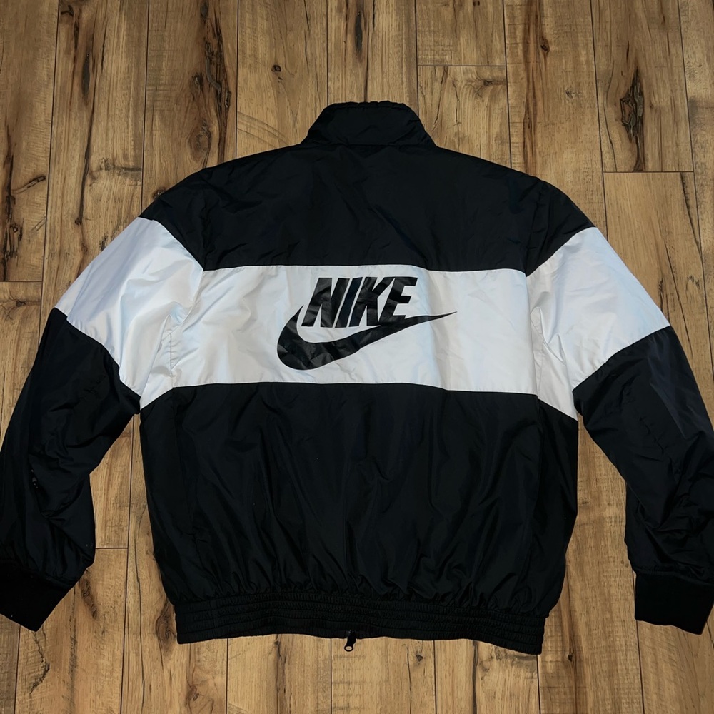 Nike bomber jacket - Picture 7 of 9